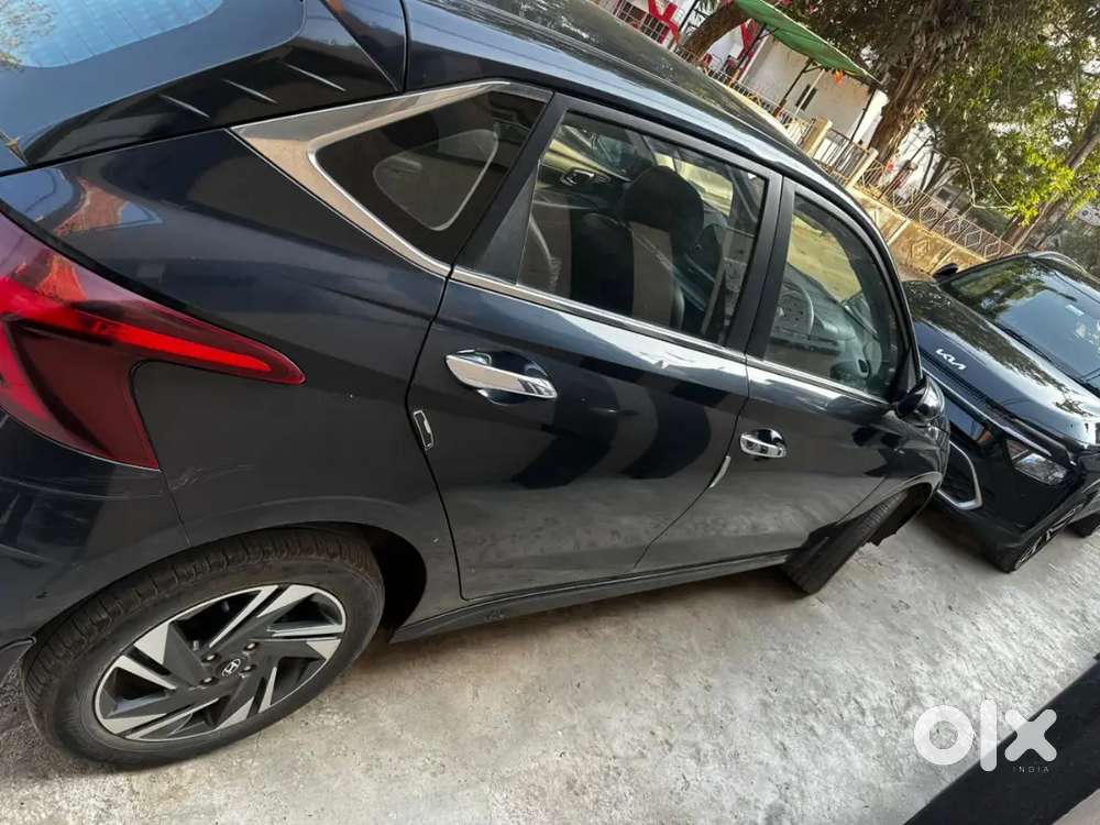 I20 With Good Condition With Sunroof And Bose Speakers