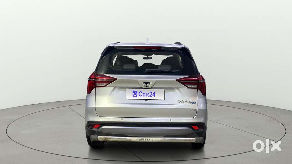 Mahindra Xuv700 2.0 Ax 5 Petrol Mt 7 Str, 2022, Petrol