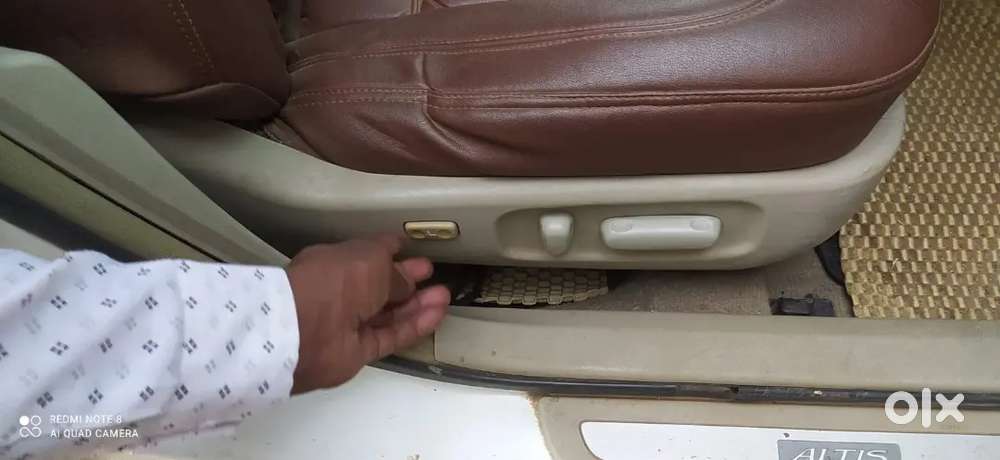 Toyota Corolla Altis 2010 Petrol Well Maintained