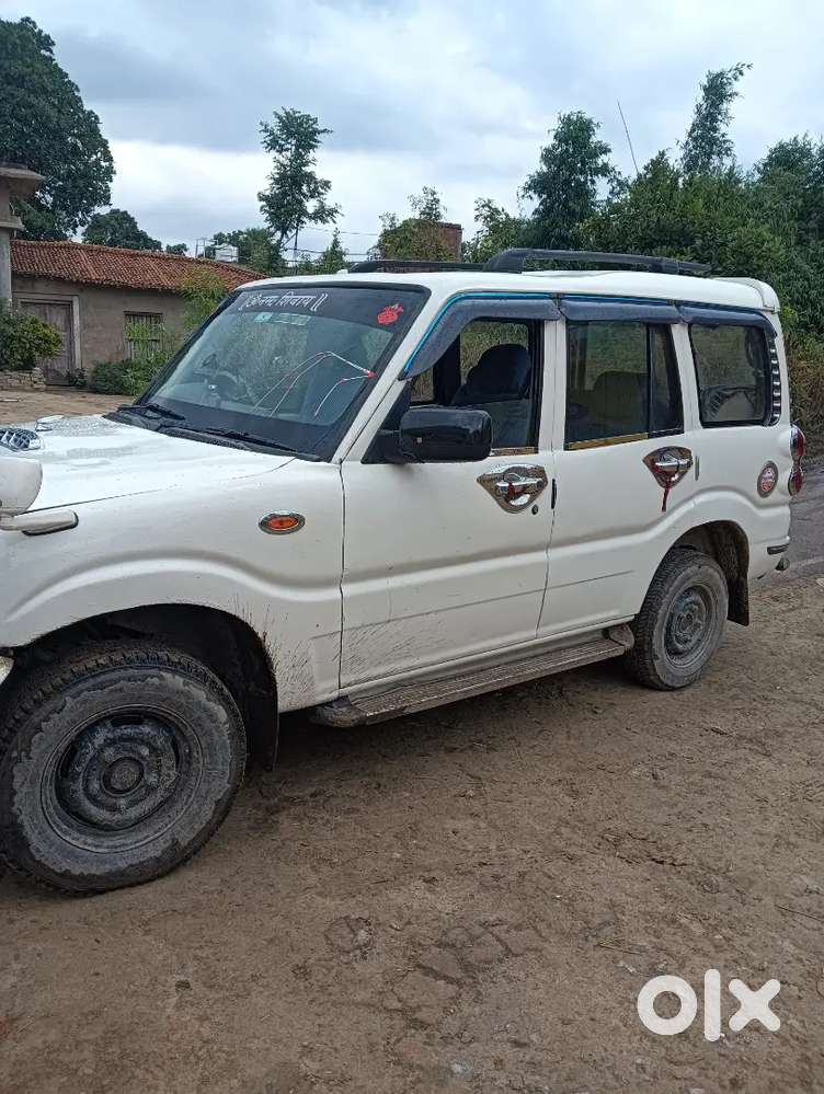 Mahindra Scorpio 2015 Diesel Well Maintained