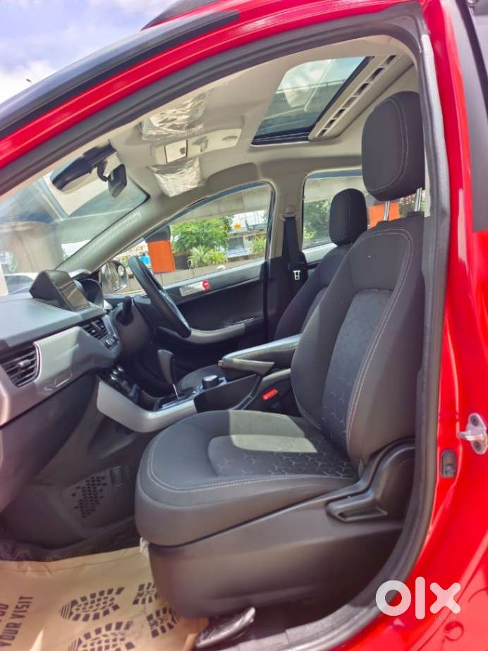Tata Nexon 1.2 Revotron Xma Amt (s), 2023, Petrol