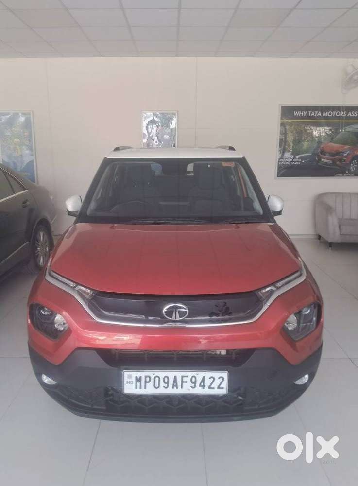 Tata Punch Creative Dual Tone Mt Sunroof, 2025, Petrol