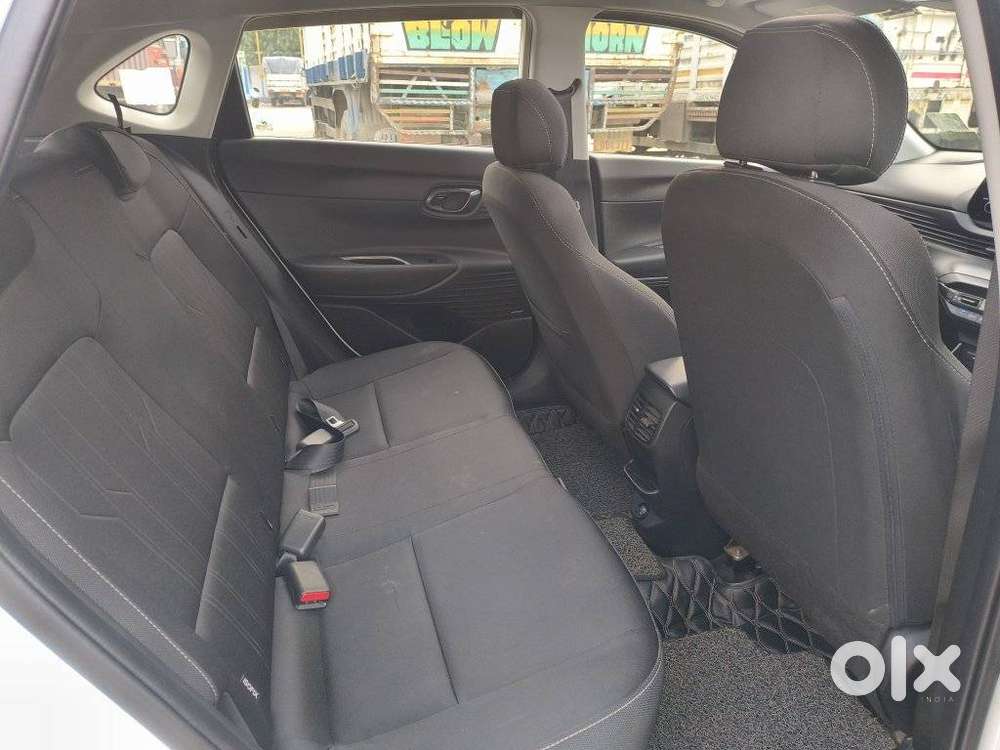 Hyundai I20 Asta (o) 1.2 Ivt, 2022, Petrol