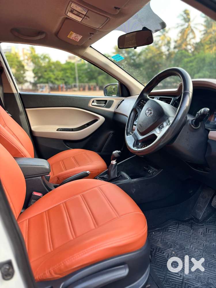 Hyundai I20 Petrol Asta Option, 2018, Petrol