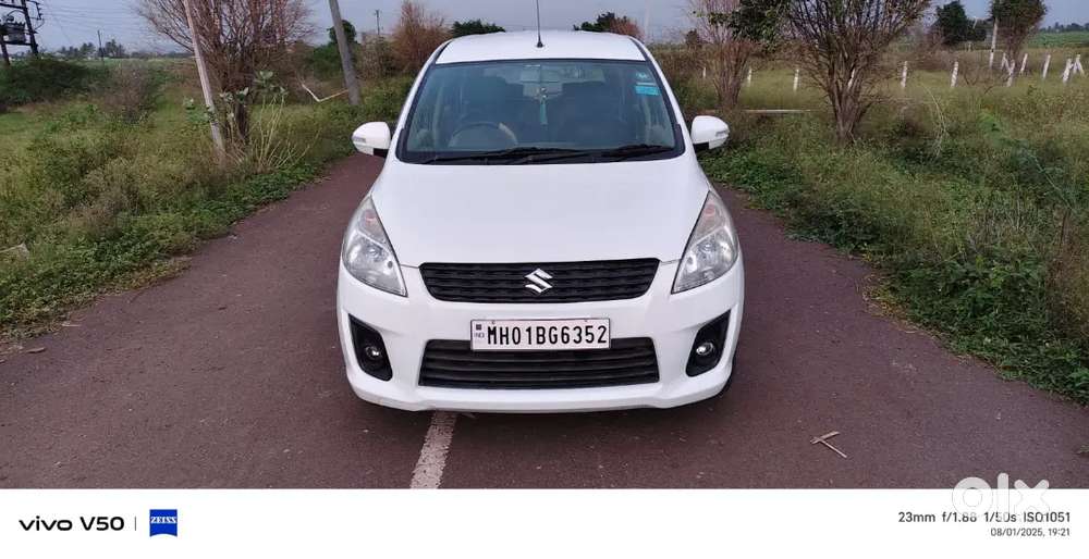 Maruti Suzuki Ertiga 2013 Diesel 73589 Km Driven