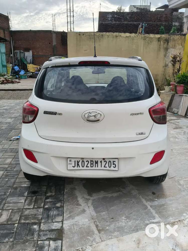 Hyundai Grand I10 2015 Petrol
