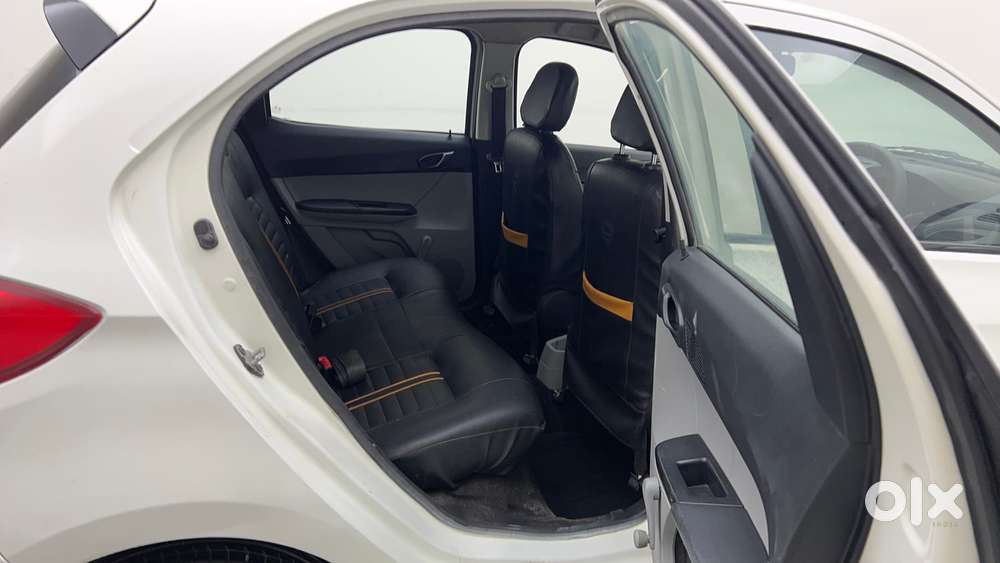Tata Tiago Xe, 2020, Petrol