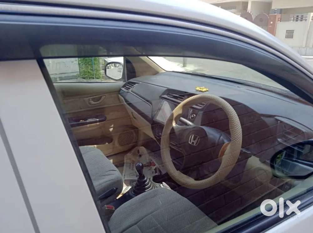 Honda Amaze 2016