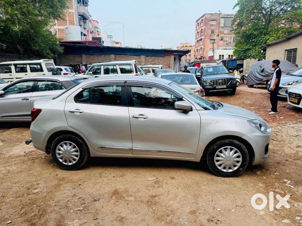 Maruti Suzuki Dzire 1.2 Vxi, 2017, Petrol