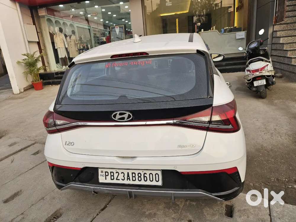 Brand New Like Showroom