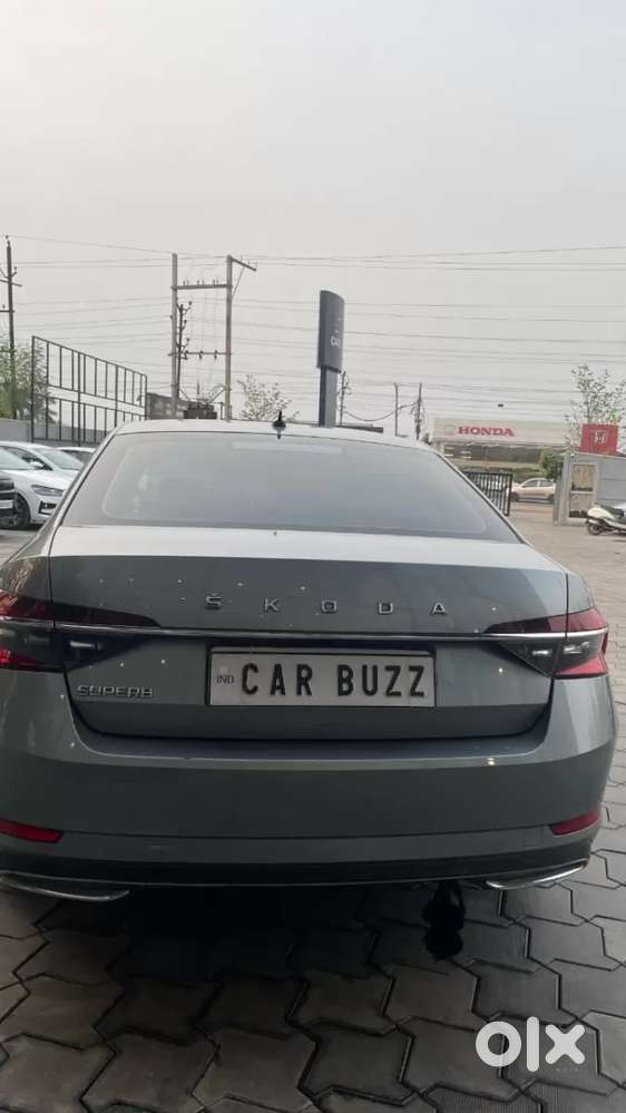 Skoda Superb 2.0 L&k Tsi At, 2021, Petrol