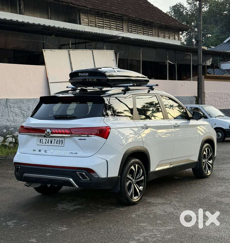 Mg Hector Plus Savvy Pro 1.5 Turbo Petrol Cvt 6 Str, 2023, Petrol