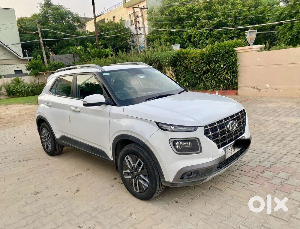 Hyundai Venue 1.0l Turbo Gdi Sx Mt, 2022, Petrol