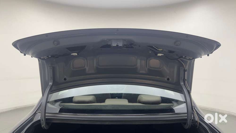Hyundai Xcent 1.2 Vtvt E Plus, 2018, Petrol