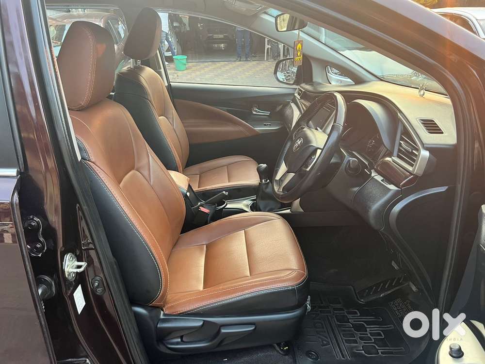 Toyota Innova Crysta 2017 Diesel 120000 Km Driven