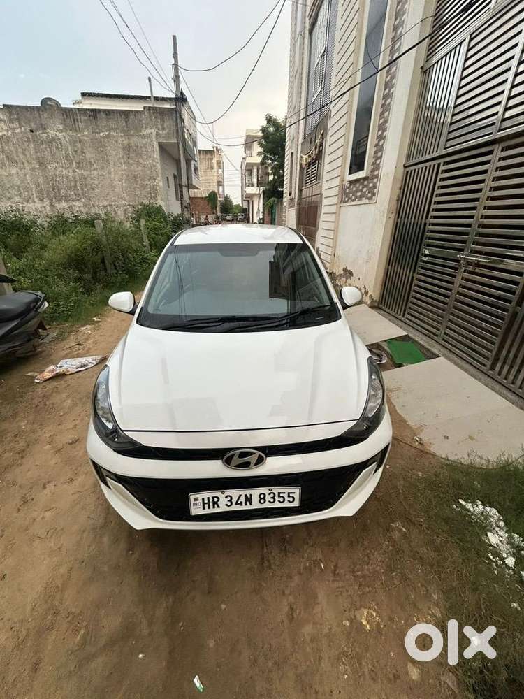 Hyundai Aura 2024 Company Fitted Cng  56000 Km Driven