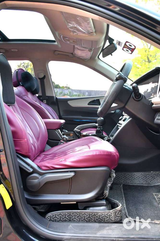 Mahindra Xuv700 2.2 Ax 5 Diesel Mt 7 Str, 2024, Diesel