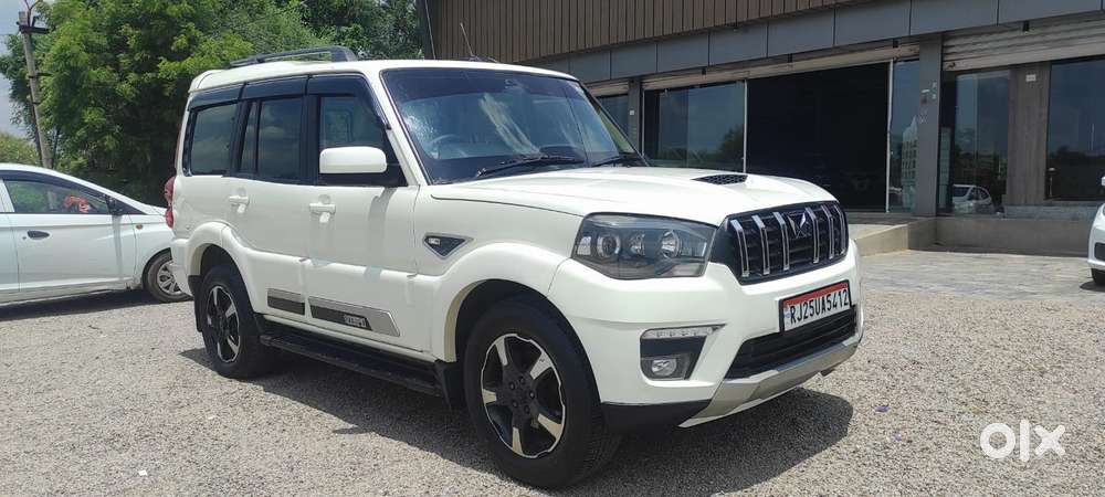 Mahindra Scorpio Classic 2.2 S 11 Mt 7 Str, 2023, Diesel