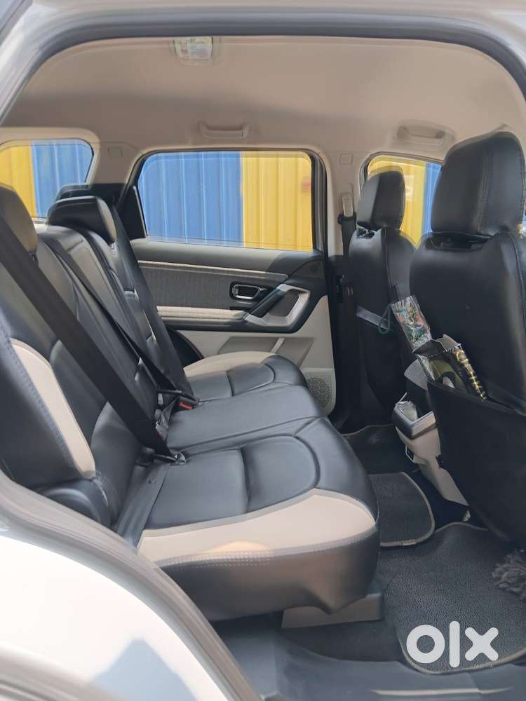 Tata Safari Pure (o), 2024, Diesel