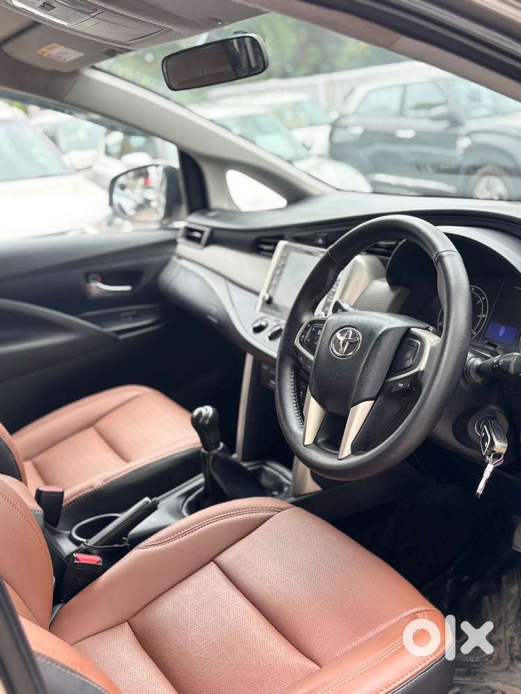 Toyota Innova Crysta 2.4 G Mt, 2021, Diesel