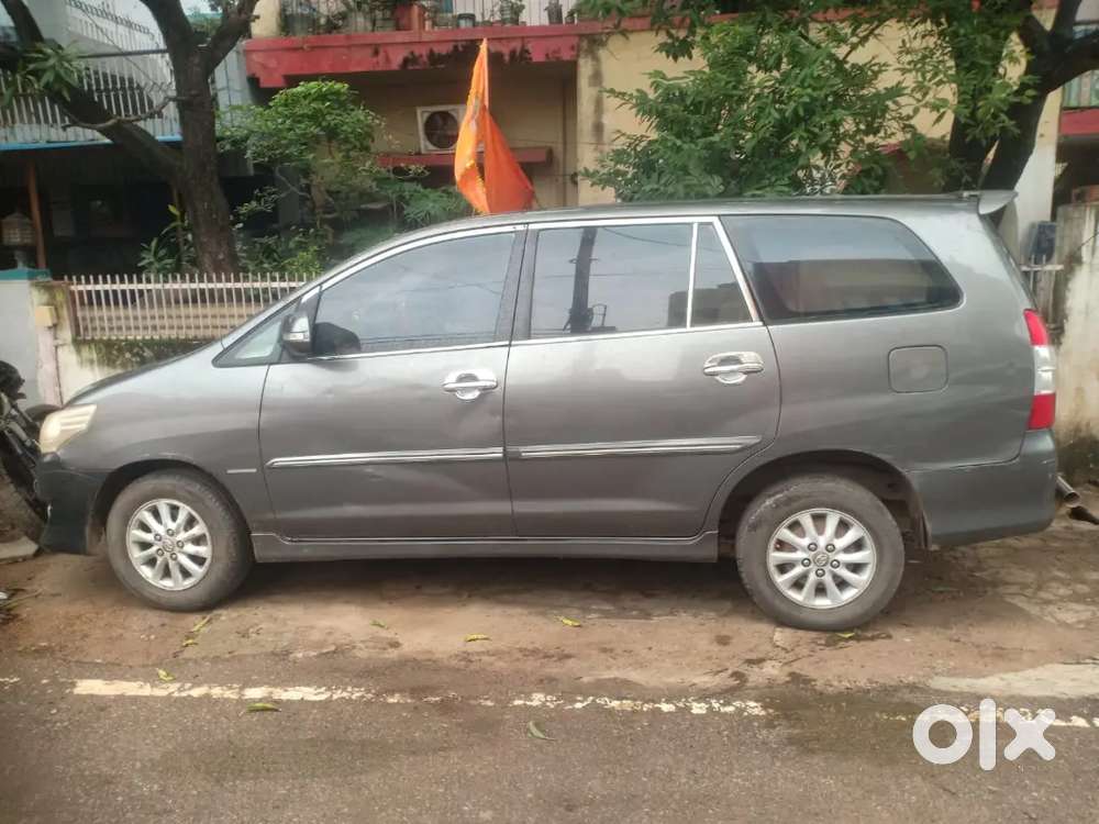 Toyota Innova 2013 Diesel Well Maintained