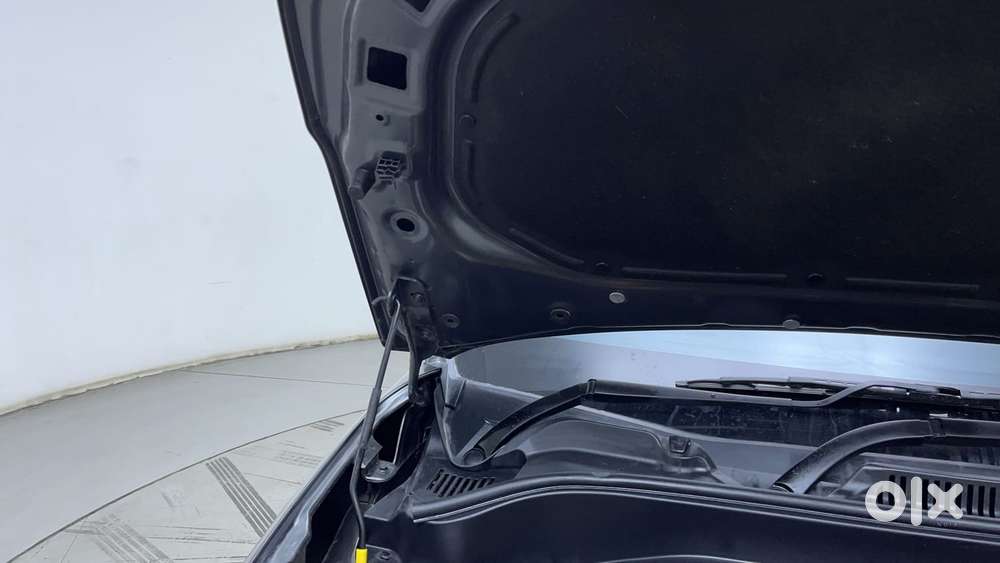 Tata Punch Creative Dual Tone Amt Sunroof, 2024, Petrol