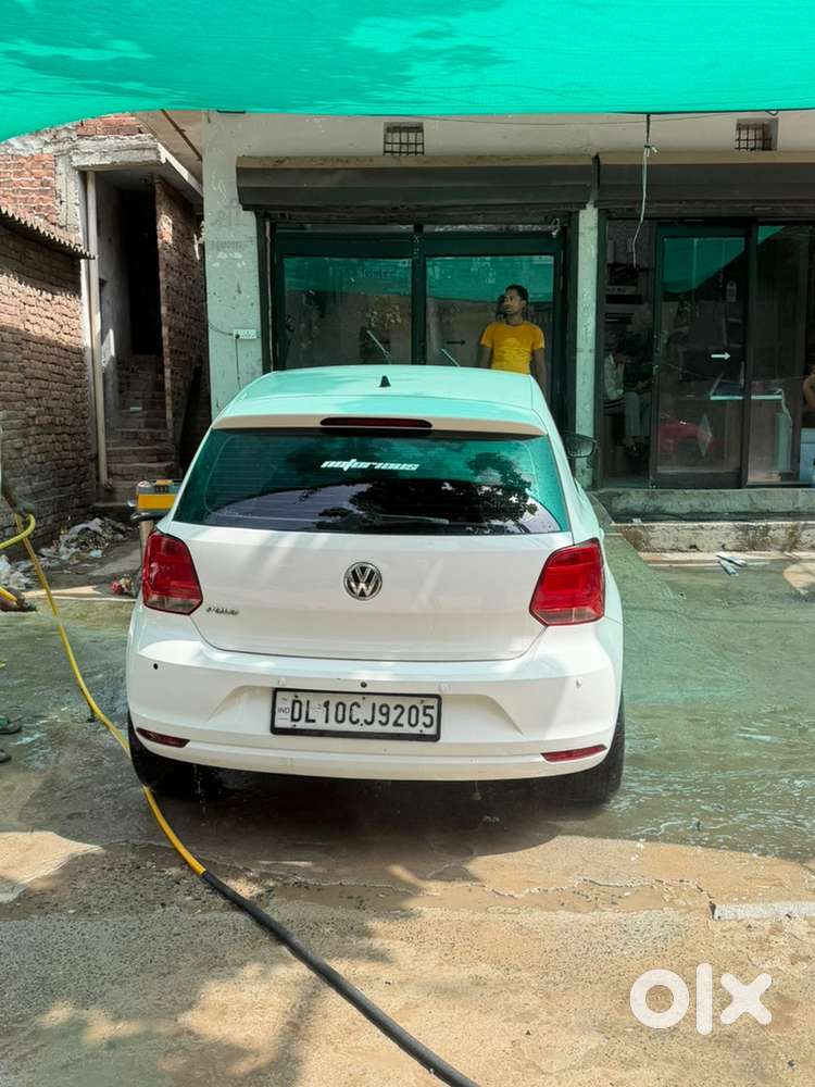 Volkswagen Polo 2017 Car