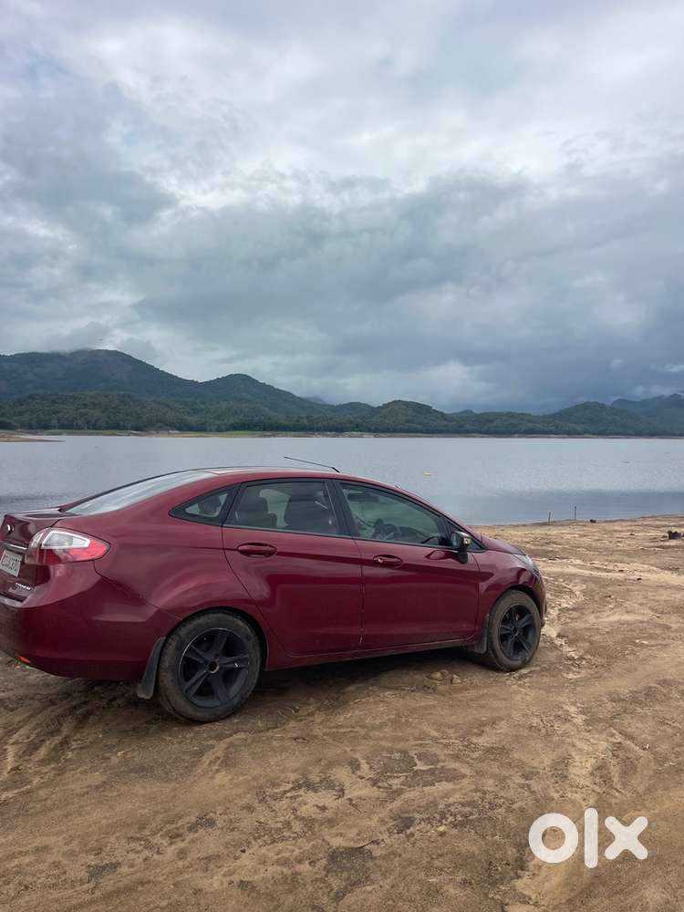 Ford Global Fiesta Diesel Manual 2012