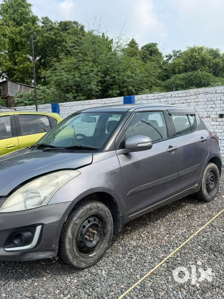 Maruti Suzuki Swift 1.2 Vxi (o), 2014, Petrol
