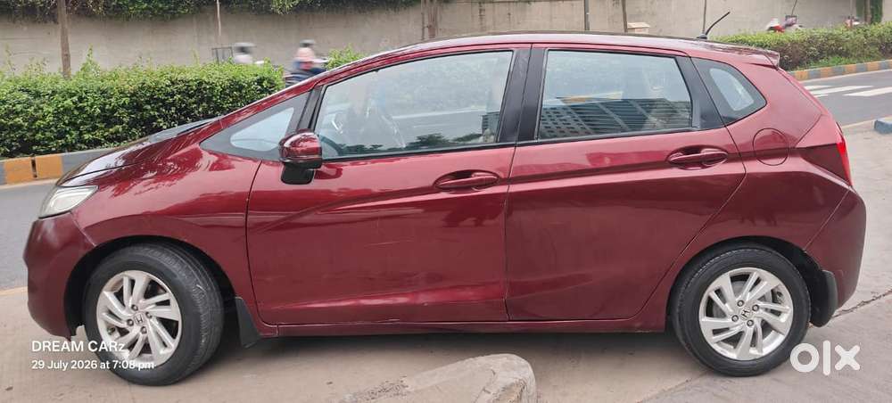 Honda Jazz Vx Cvt, 2015, Cng & Hybrids