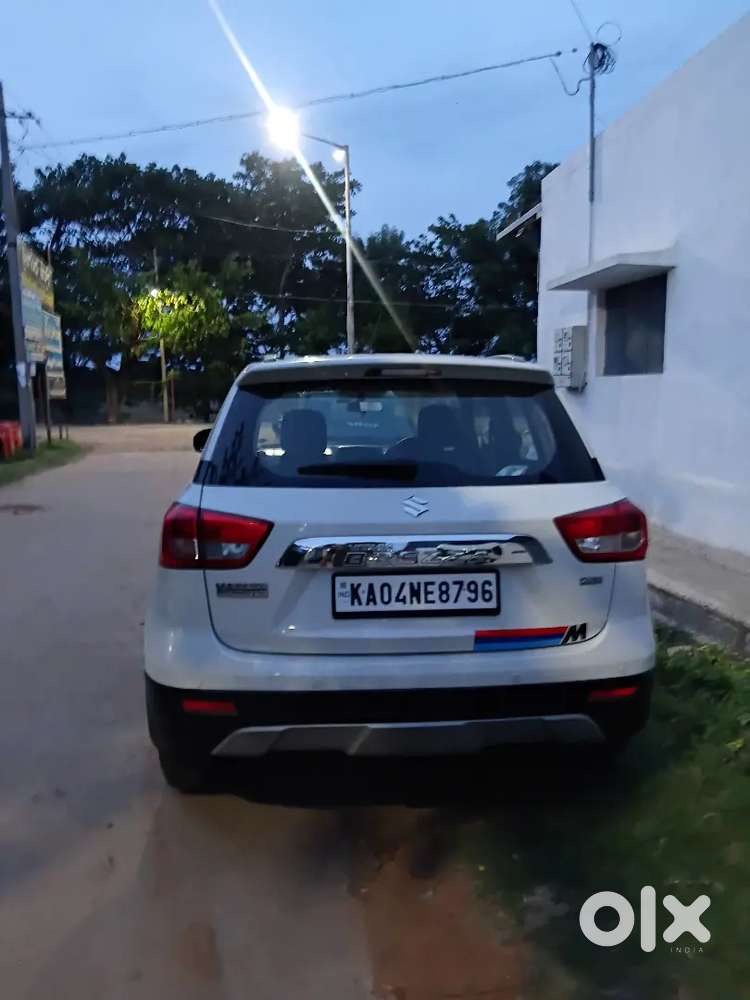 Maruti Suzuki Brezza Zdi 2017 Year
