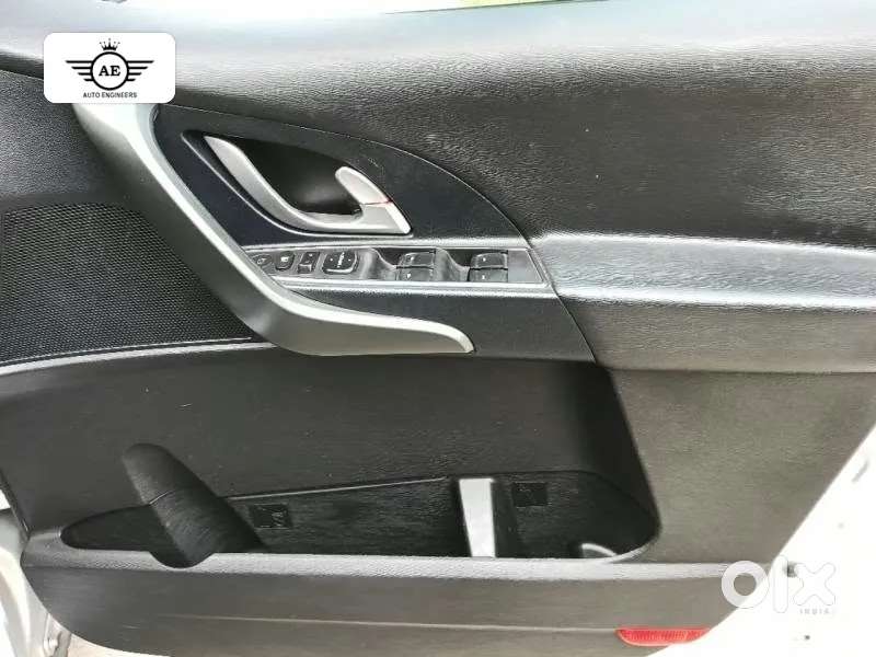 Mahindra Xuv500 At W10 Fwd, 2017, Diesel