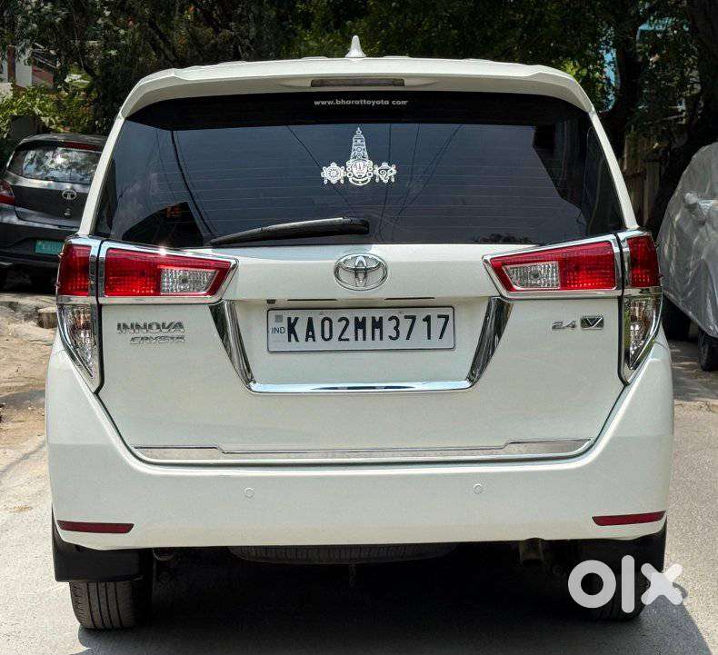 Toyota Innova Crysta 2.4 V, 2017, Diesel