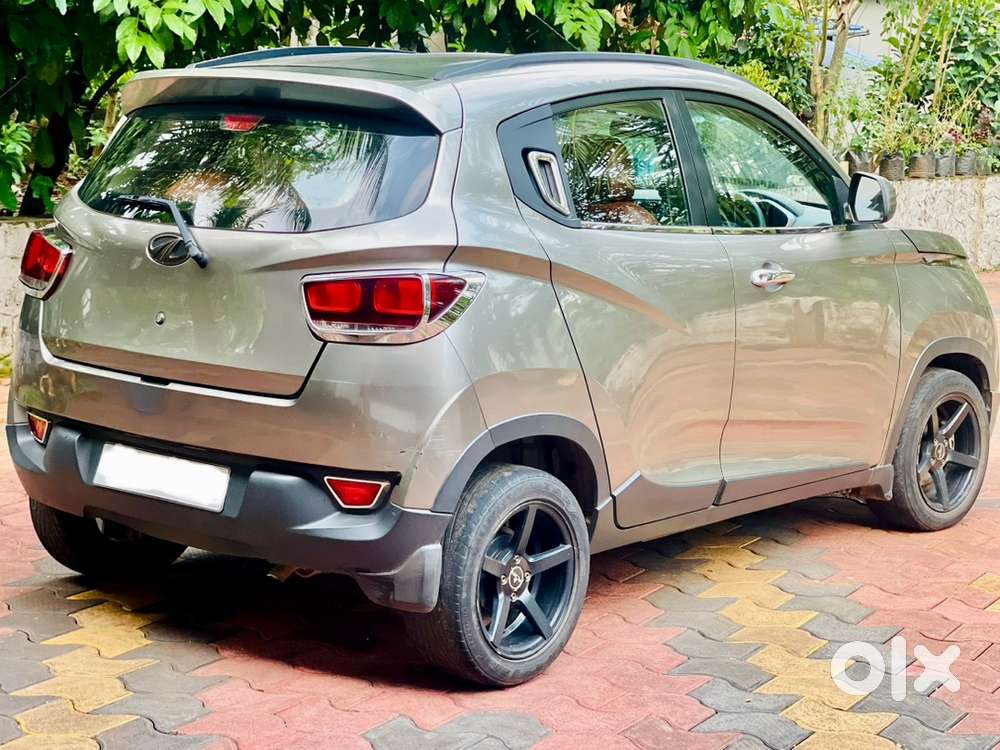 Mahindra Kuv100 Nxt Diesel Good Condition