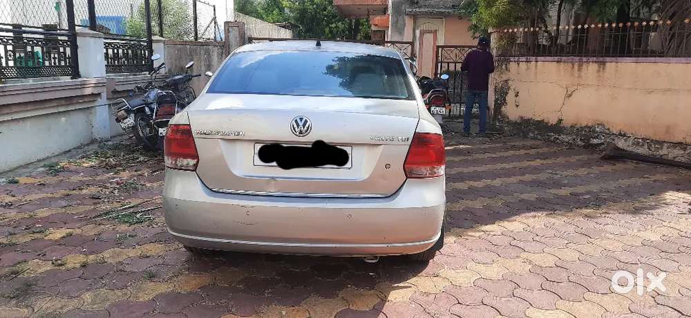 Volkswagen Vento 2012 Diesel 1 6 Highline
