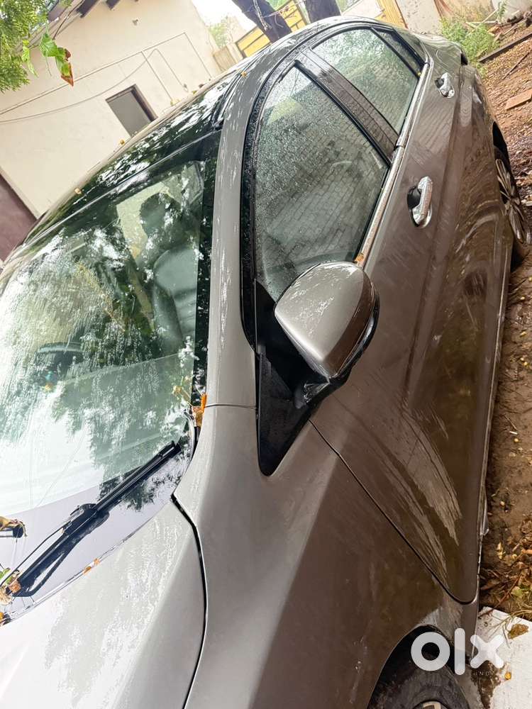 Honda City Hybrid 2016