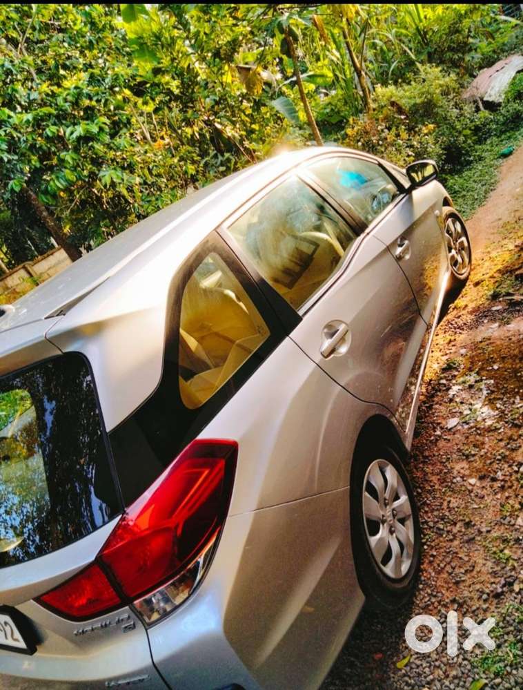 Honda Mobilio Single Owner