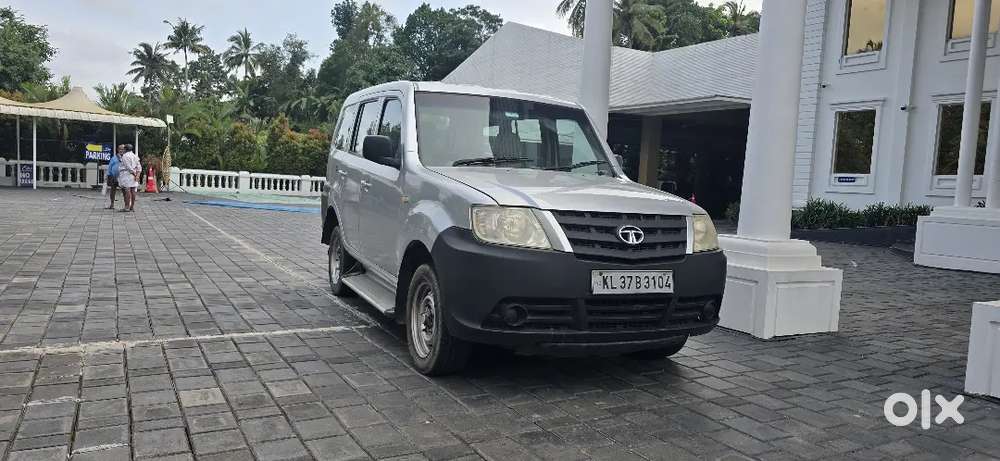 Tata Sumo Grande Lx 2012 2.2 Dicore Engine Low Kilometer