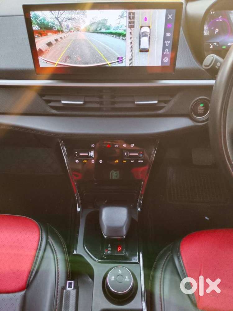 Tata Nexon, 2023, Petrol