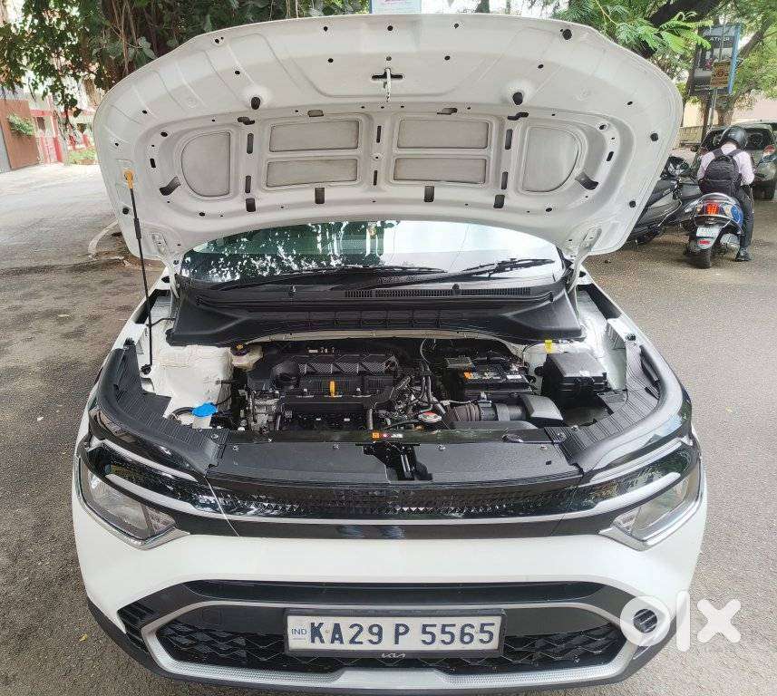 Kia Carens G1.5 6mt Gravity, 2024, Petrol