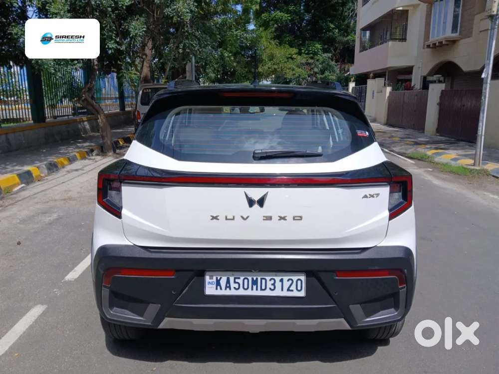 Mahindra Xuv 3xo Ax7 Diesel Mt, 2024, Diesel
