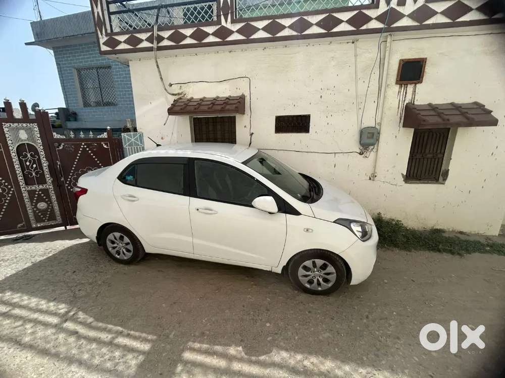 Hyundai Xcent 2017 Petrol Well Maintained