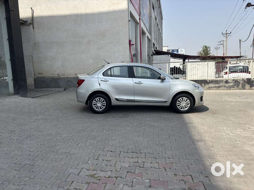 Maruti Suzuki Swift Dzire Vxi Optional, 2019, Petrol
