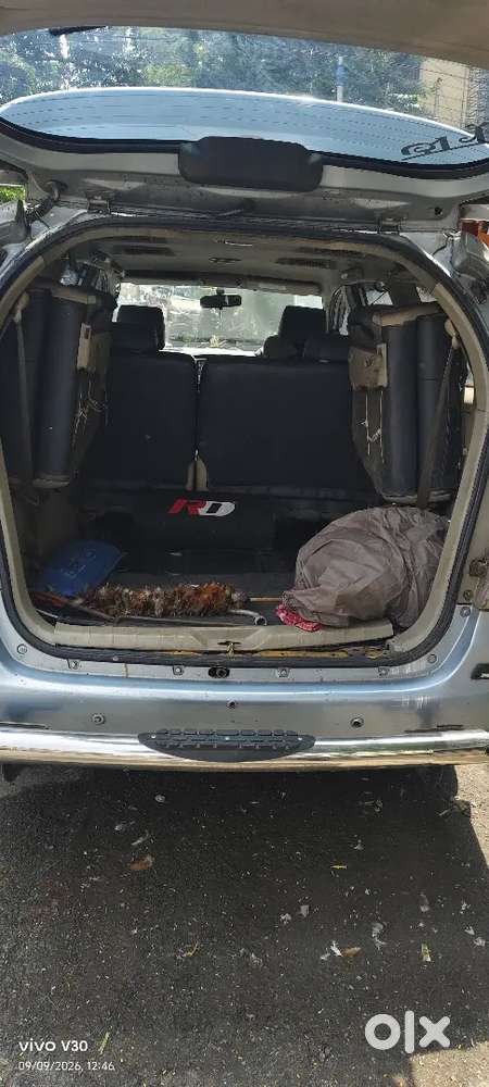 Toyota Innova Hycross 2.0 2010