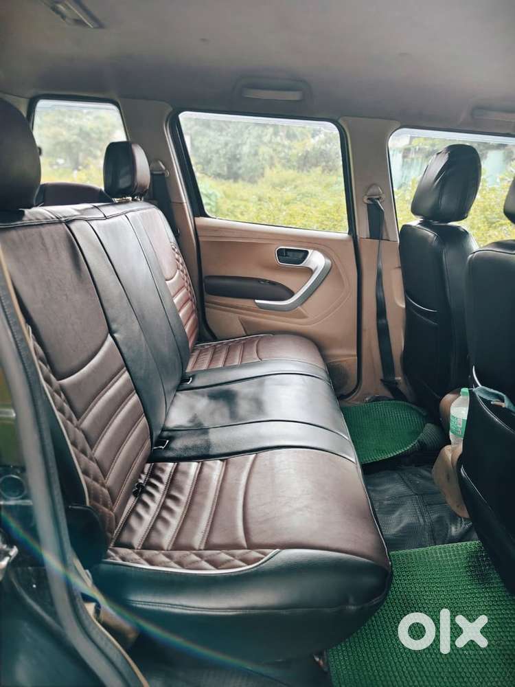 Mahindra Tuv 300 2017