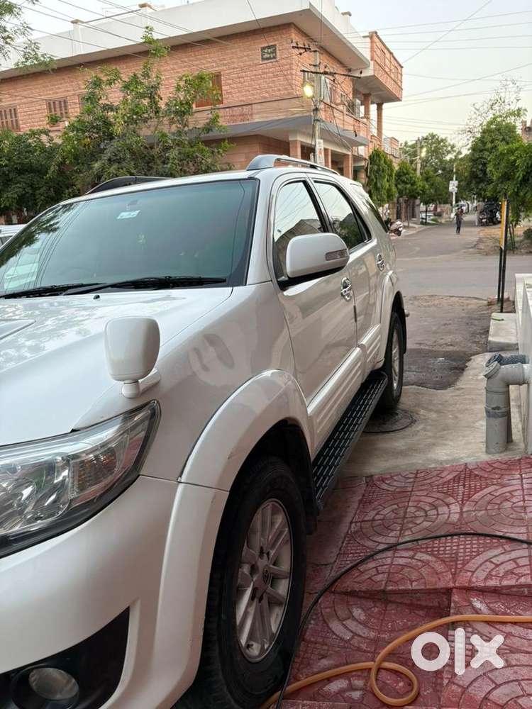 Toyota Car Diesel 2012