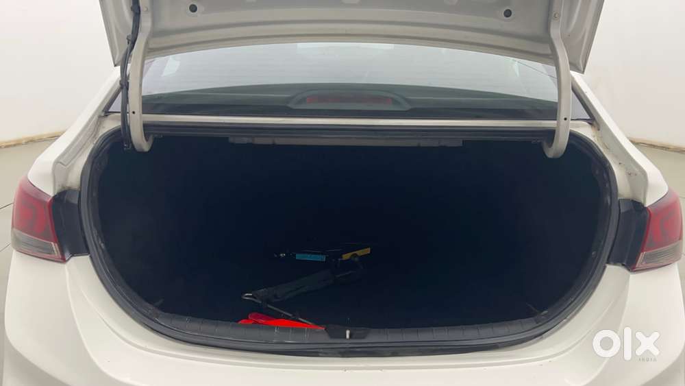 Hyundai Verna 1.6 Crdi Sx Option, 2018, Diesel