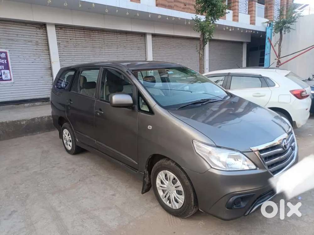 Toyota Innova 2014 Diesel Well Maintained