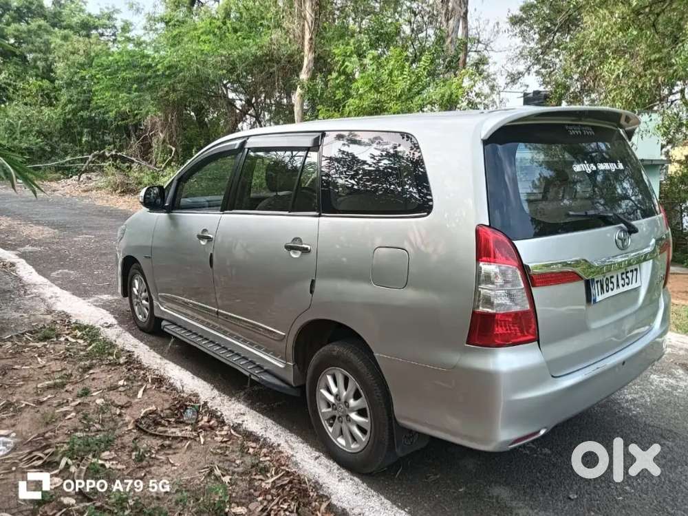 Toyota Innova 2015 Diesel 213000 Km Driven