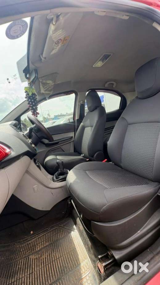 Tata Tiago 1.05 Revotorq Xz, 2018, Petrol